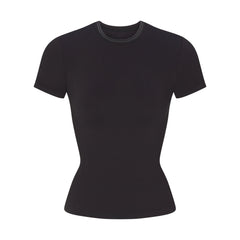 NikeSKIMS RIBBED SEAMLESS BABY TEE | OBSIDIAN/ARMOR FLAT ON A WHITE BACKGROUND | FLT