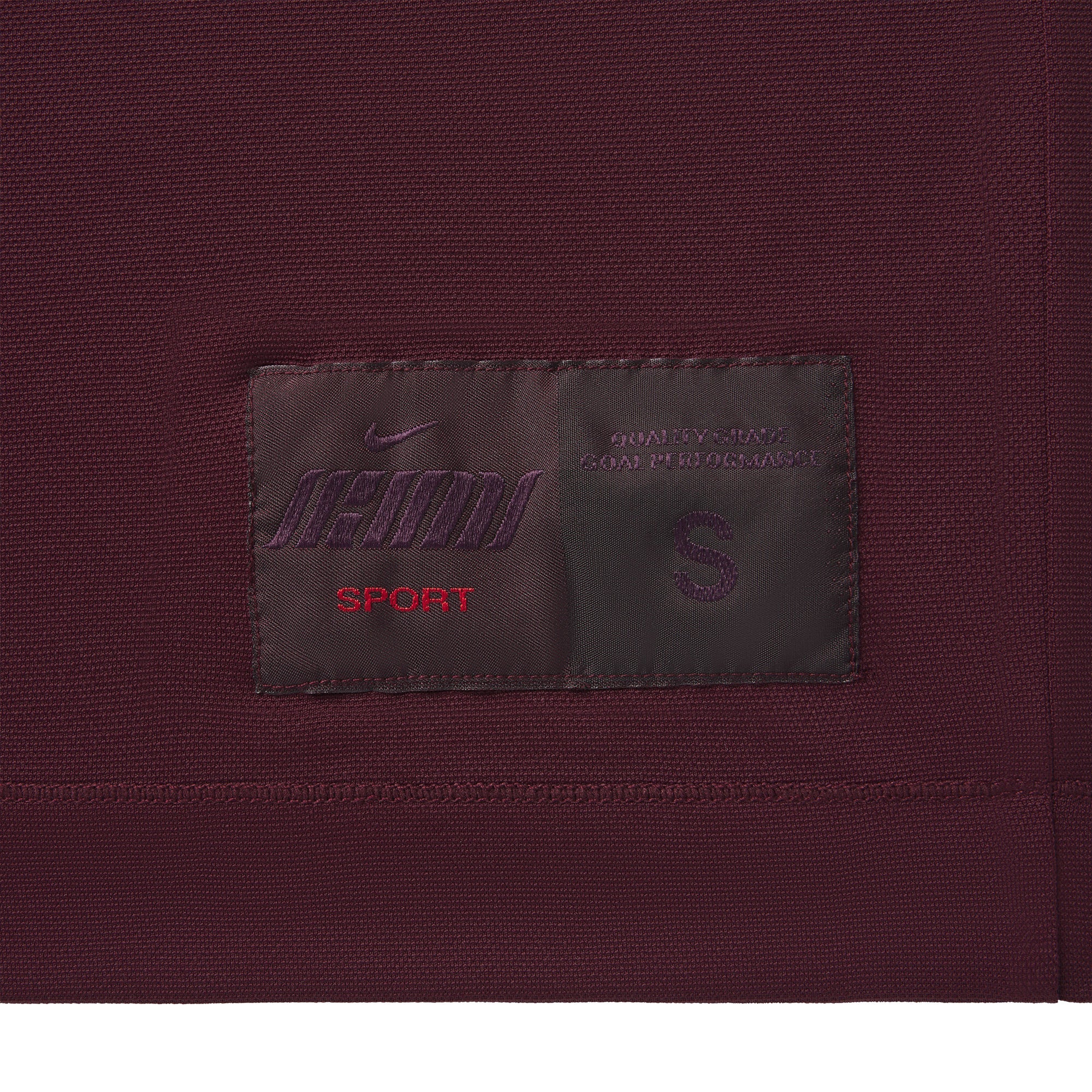 NikeSKIMS AIRY V-NECK OVERSIZED LONG SLEEVE TOP | CURRANT ON A MODEL SIDE VIEW @ | FOCUS: 0.0, 1.0, 0.9