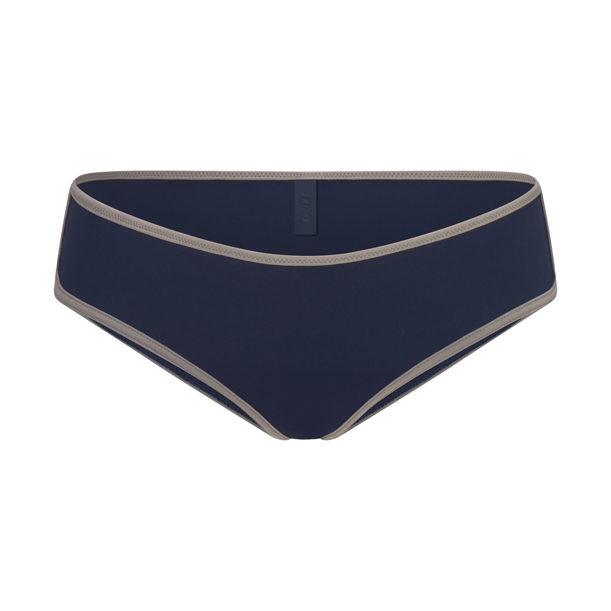 SIGNATURE SWIM HIPSTER BIKINI BOTTOM | NAVY CONTRAST LAYS FLAT ON A WHITE BACKGROUND | FLT