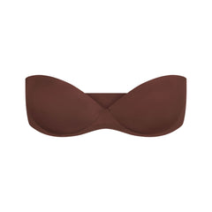 SKIMS ULTIMATE BRA STRAPLESS PUSH-UP BRA | COCOA (PUSH-UP BRAS) LAYS FLAT ON A WHITE BACKGROUND | FLT