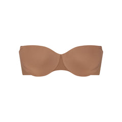 SMOOTHING INTIMATES STRAPLESS BRA | JASPER FLAT ON A WHITE BACKGROUND | FLT