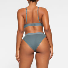 COTTON PLUNGE BRALETTE WORN BY A MODEL IN BACK VIEW