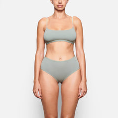COTTON JERSEY SCOOP BRALETTE WORN BY A MODEL IN FRONT VIEW
