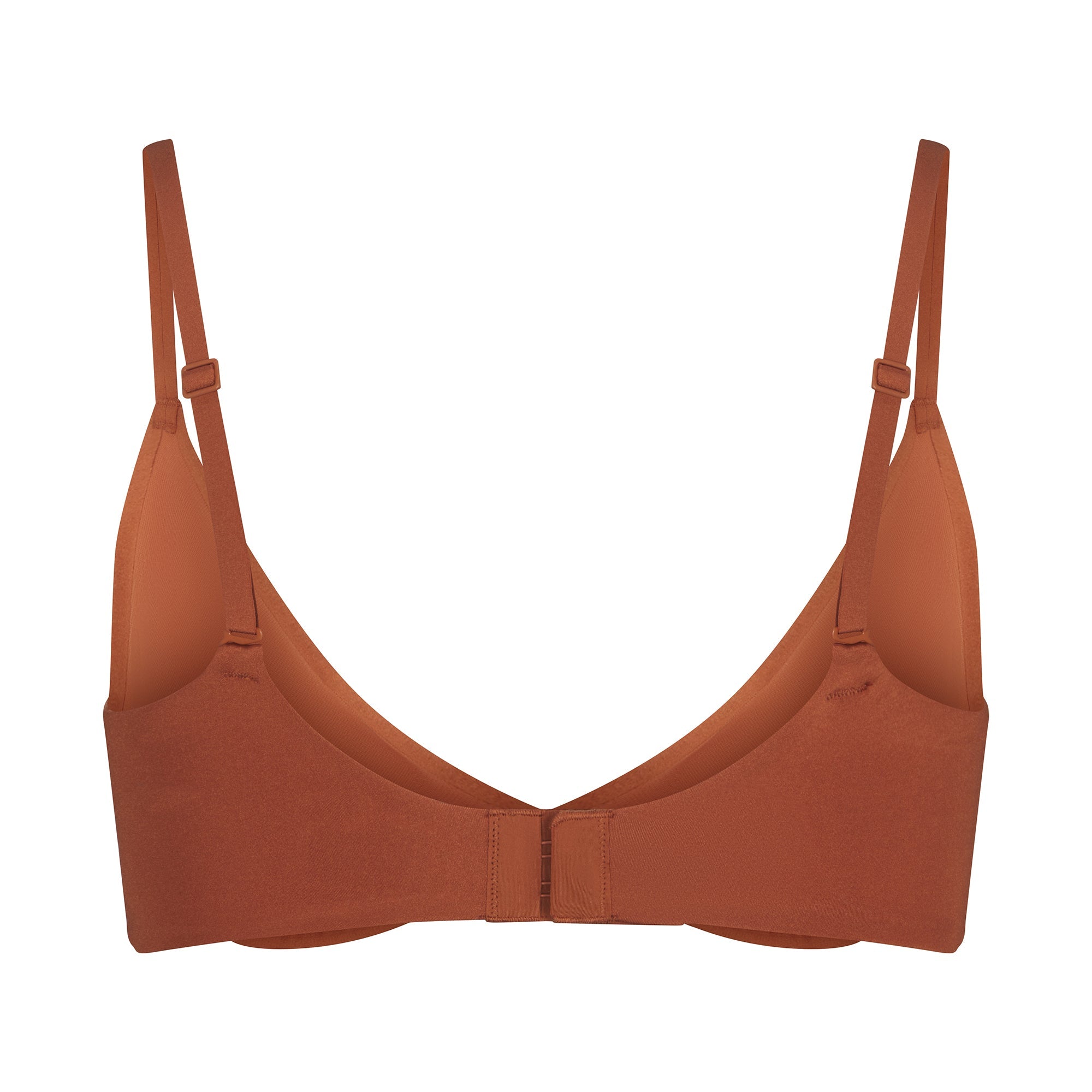 WEIGHTLESS SCOOP BRA LAYS FLAT ON A WHITE BACKGROUND | FLT