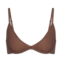 WEIGHTLESS SCOOP BRA | JASPER (SCOOP BRAS) LAYS FLAT ON A WHITE BACKGROUND | FLT