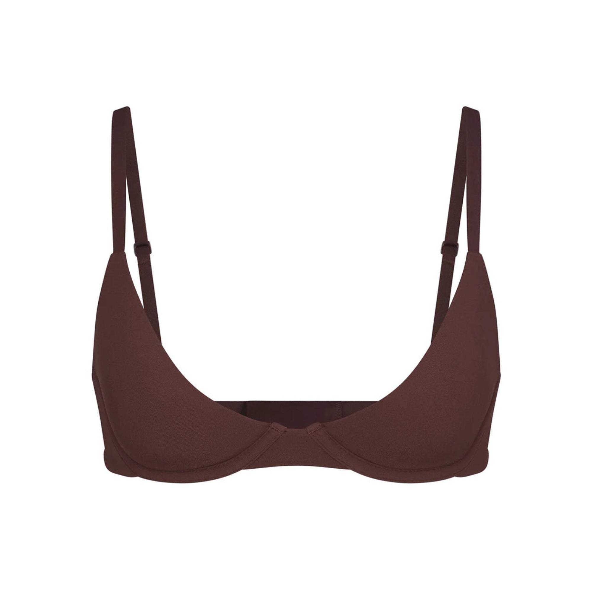 FITS EVERYBODY PLUNGE BRA | COCOA (PLUNGE BRAS) LAYS FLAT ON A WHITE BACKGROUND | FLT