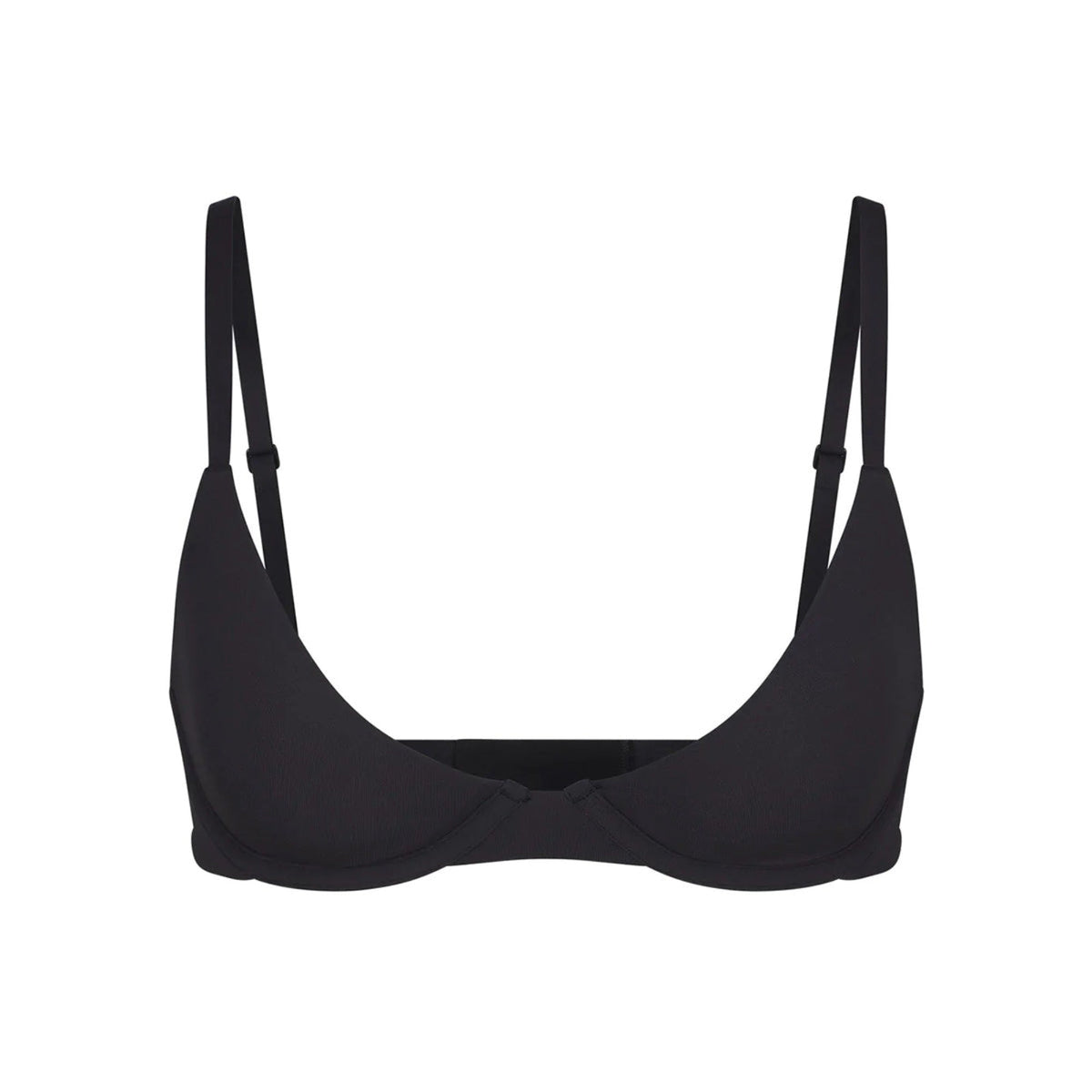 FITS EVERYBODY PLUNGE BRA | ONYX (PLUNGE BRAS) LAYS FLAT ON A WHITE BACKGROUND | FLT