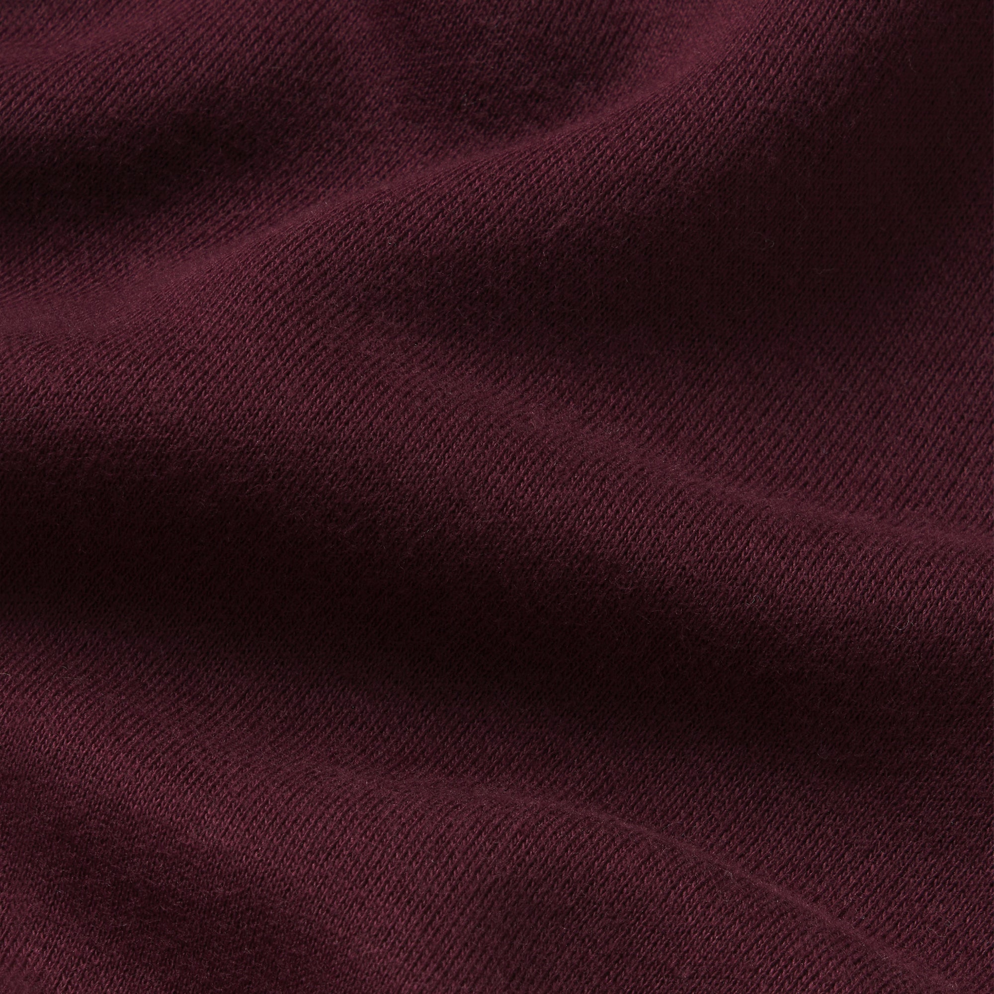 COTTON FLEECE CLASSIC STRAIGHT LEG PANT | CURRANT & LAYS FLAT ON A WHITE BACKGROUND | FLT