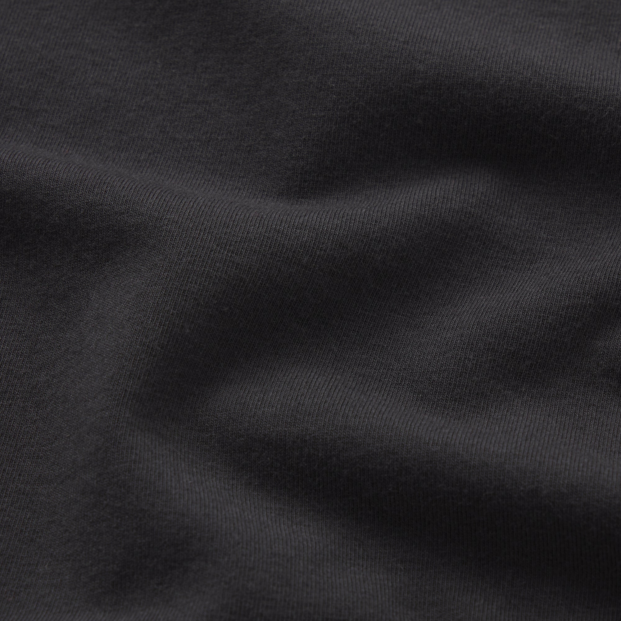 COTTON JERSEY TURTLENECK LONG SLEEVE | SOOT & LAYS FLAT ON A WHITE BACKGROUND | FLT