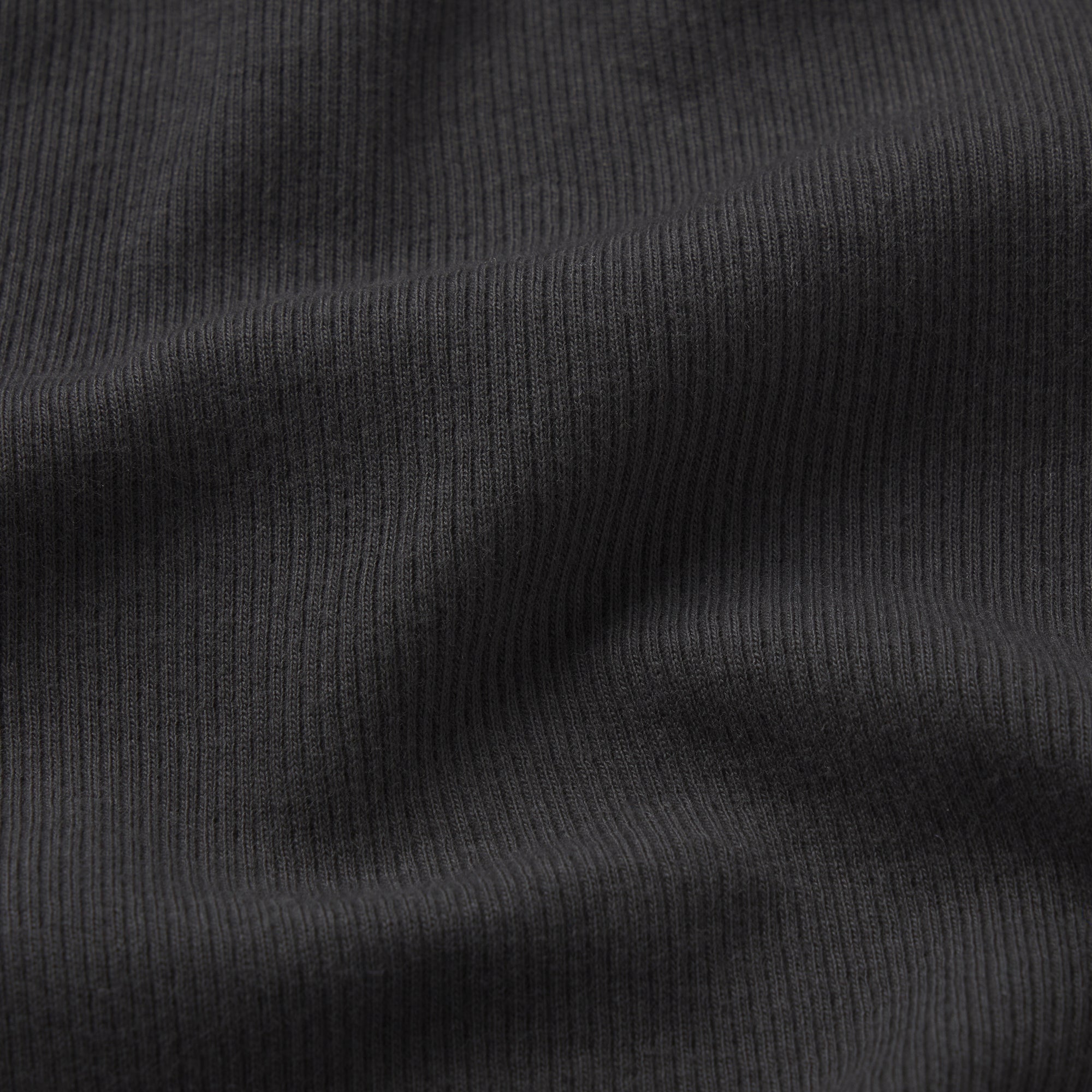 COTTON RIB ZIP UP TOP | SOOT & LAYS FLAT ON A WHITE BACKGROUND | FLT