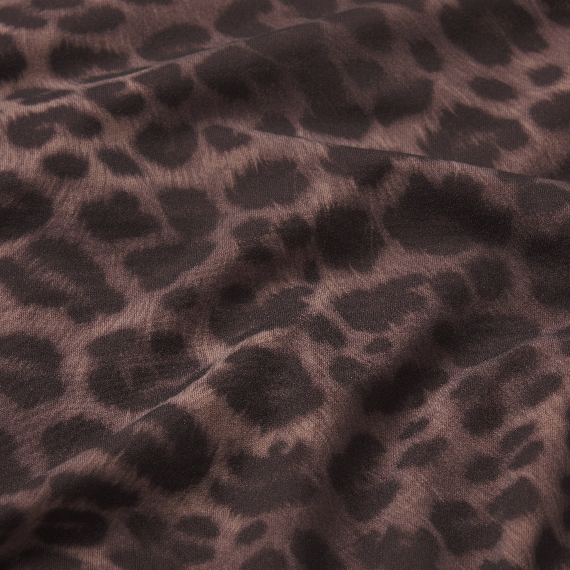 FITS EVERYBODY MICRO HIPSTER | UMBER LEOPARD PRINT ADDITIONAL FABRIC DETAILS