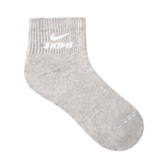 NikeSKIMS ACCESSORIES DRI-FIT QUARTER CREW SOCK 3-PACK | BUBBLE GUM MULTION A MODEL 