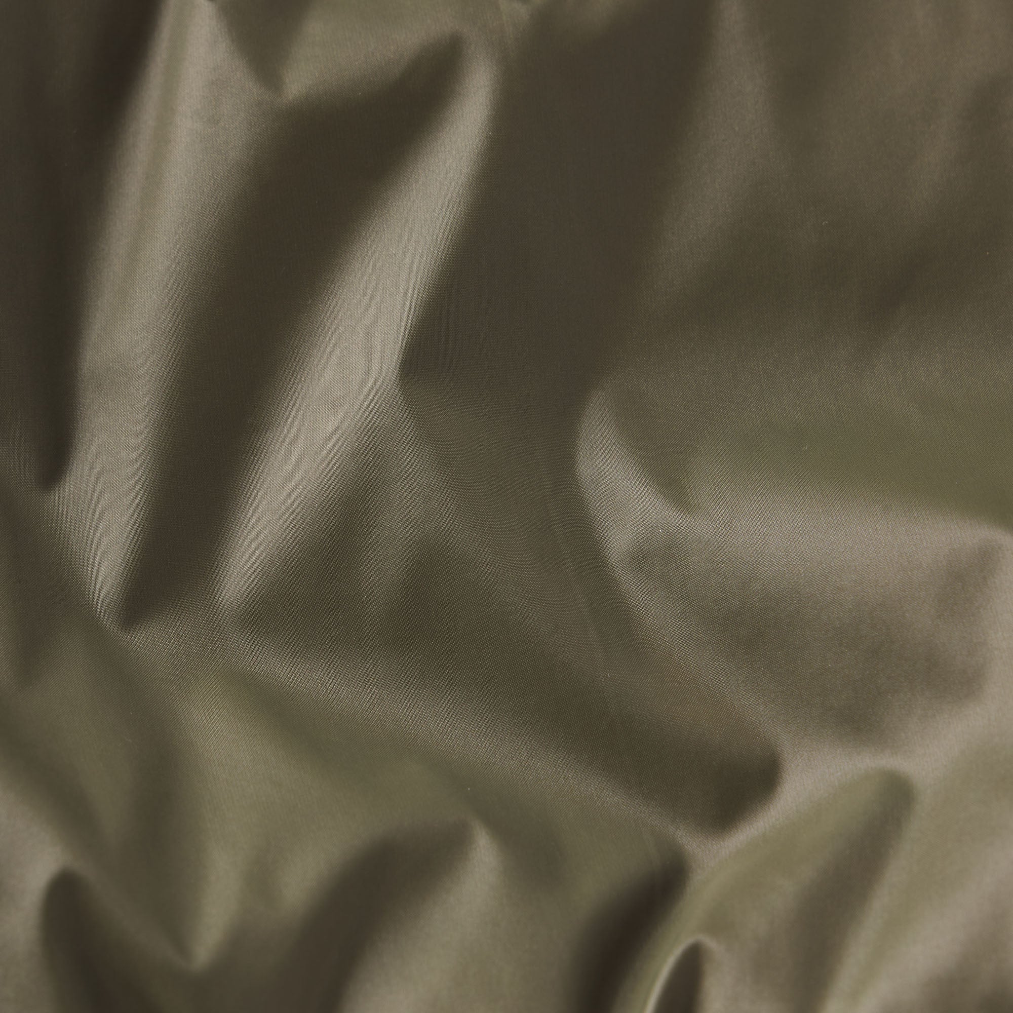 LIGHTWEIGHT PUFFER OVERSIZED VEST | OLIVE ADDITIONAL FABRIC DETAILS