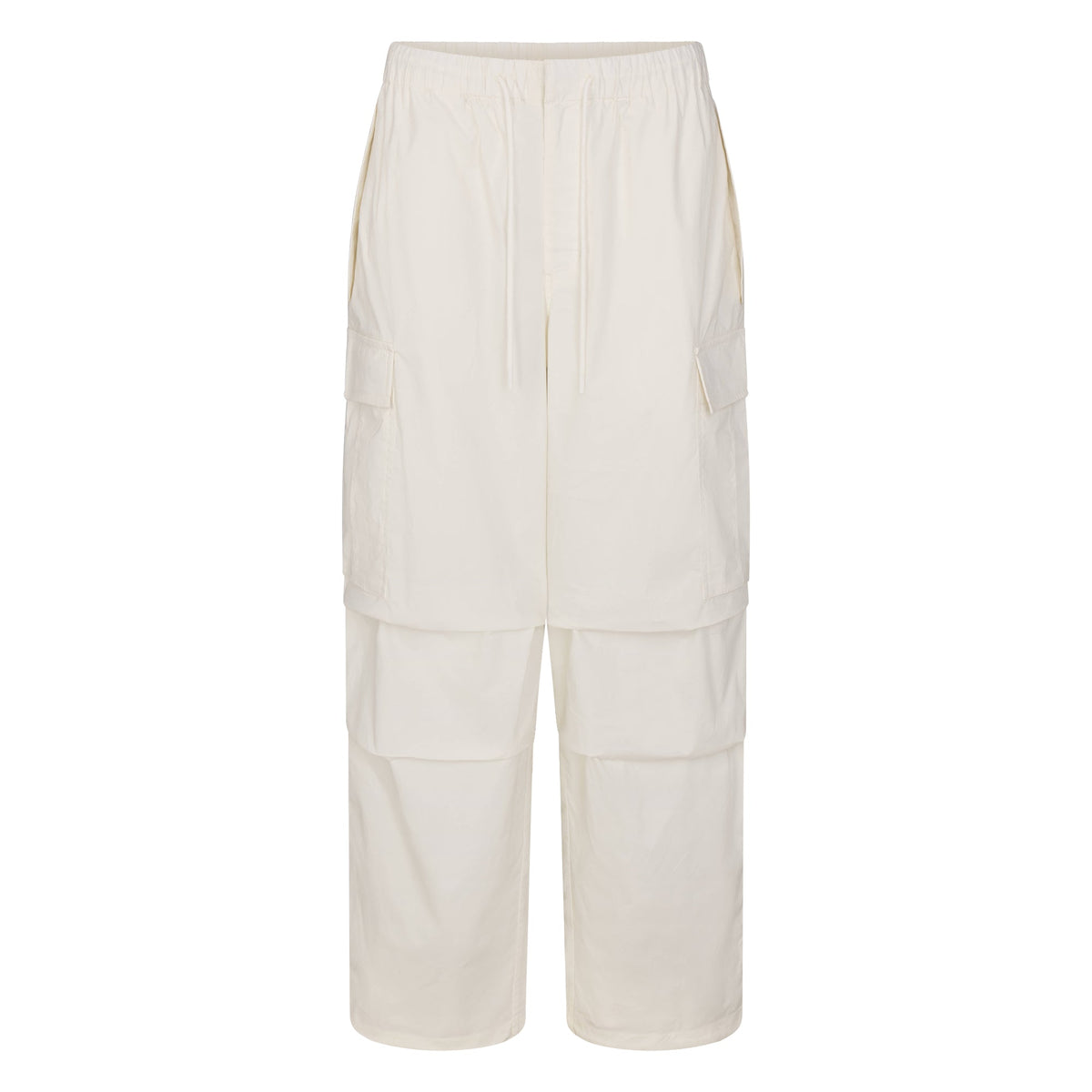 WOVEN COTTON OVERSIZED LOW RISE CARGO PANT | EGRET FLAT ON A WHITE BACKGROUND | FLT