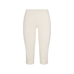 REFINED KNIT CAPRI | EGRET FLAT ON A WHITE BACKGROUND | FLT