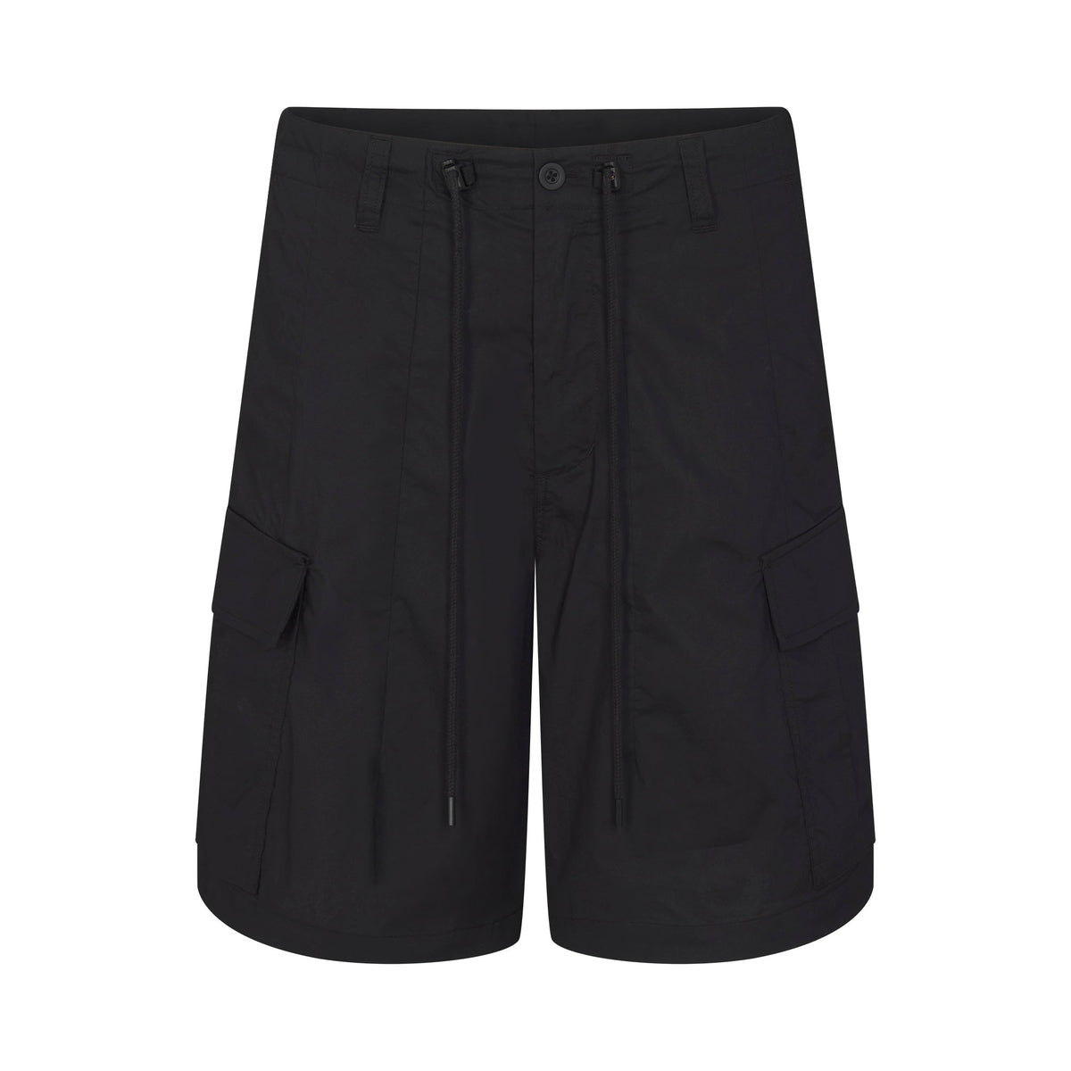WOVEN COTTON OVERSIZED CARGO SHORT | ONYX FLAT ON A WHITE BACKGROUND | FLT