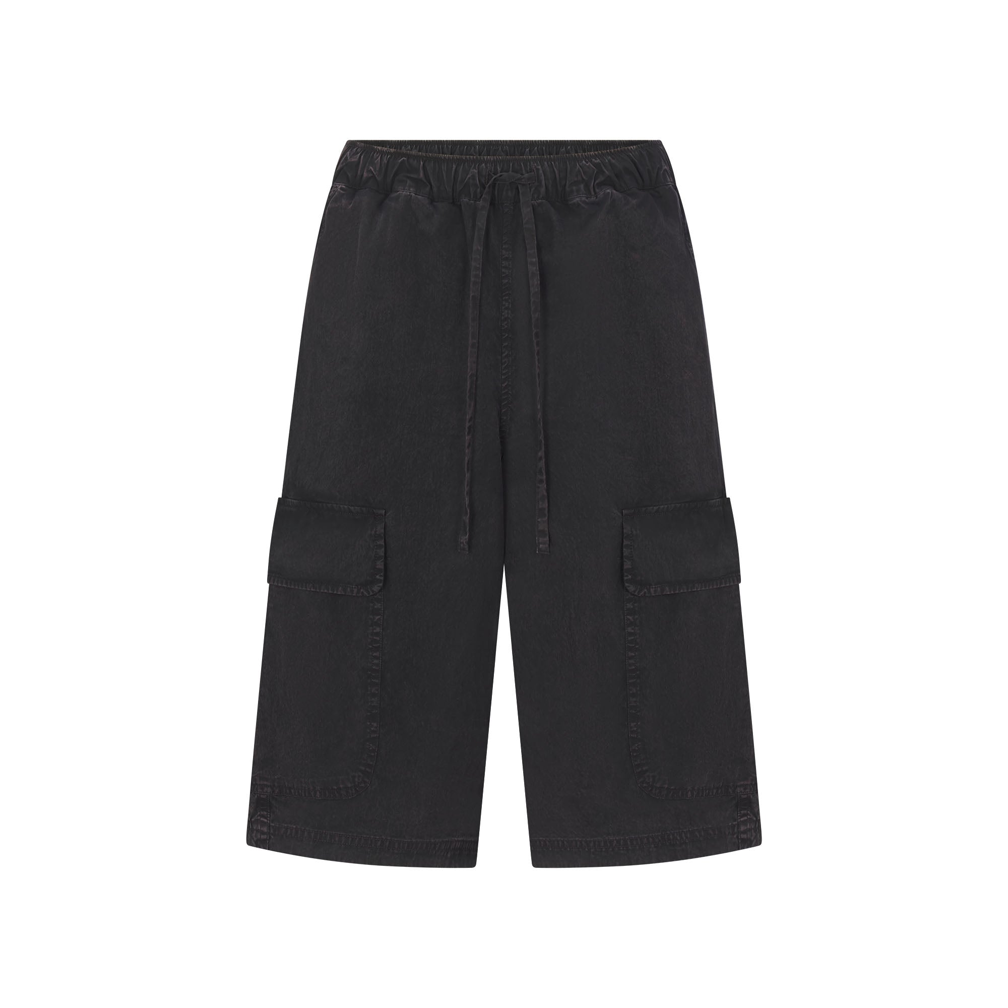 WOVEN MENS CARGO SHORT | ONYX FLAT ON A WHITE BACKGROUND | FLT