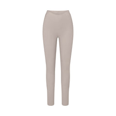 NikeSKIMS STUDIO STRETCH DIPPED 29" LEGGING | LINEN LAYS FLAT ON A WHITE BACKGROUND | FLT