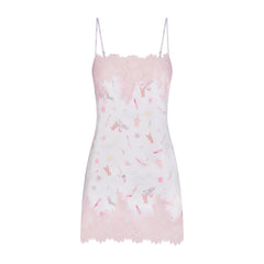 LIGHTWEIGHT SATIN MINI SLIP DRESS | SNOW ESSENTIALS BAG FLAT ON A WHITE BACKGROUND | FLT
