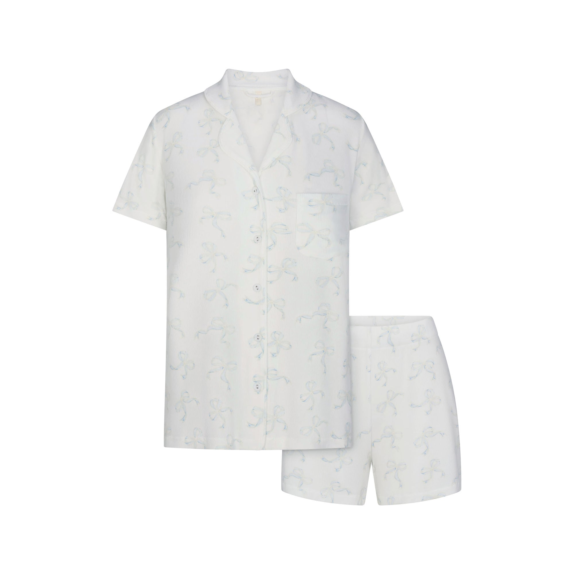 SOFT LOUNGE SHORT SLEEP SET | IVORY PEARL BOWS PRINT LAYS FLAT ON A WHITE BACKGROUND | FLT 