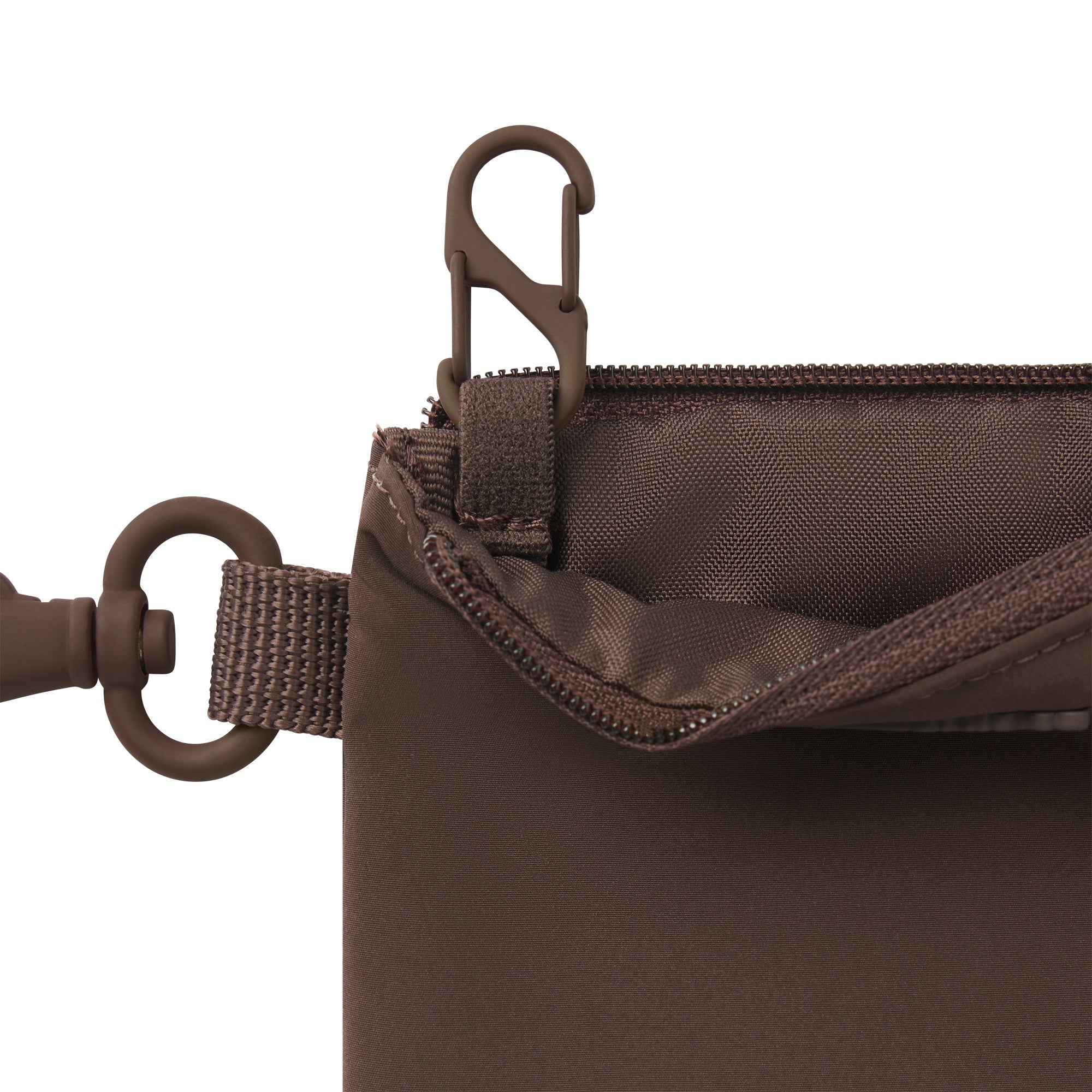 NikeSKIMS ACCESSORIES CLIPPABLE POUCH | PHOENIX FLAT ON A WHITE BACKGROUND