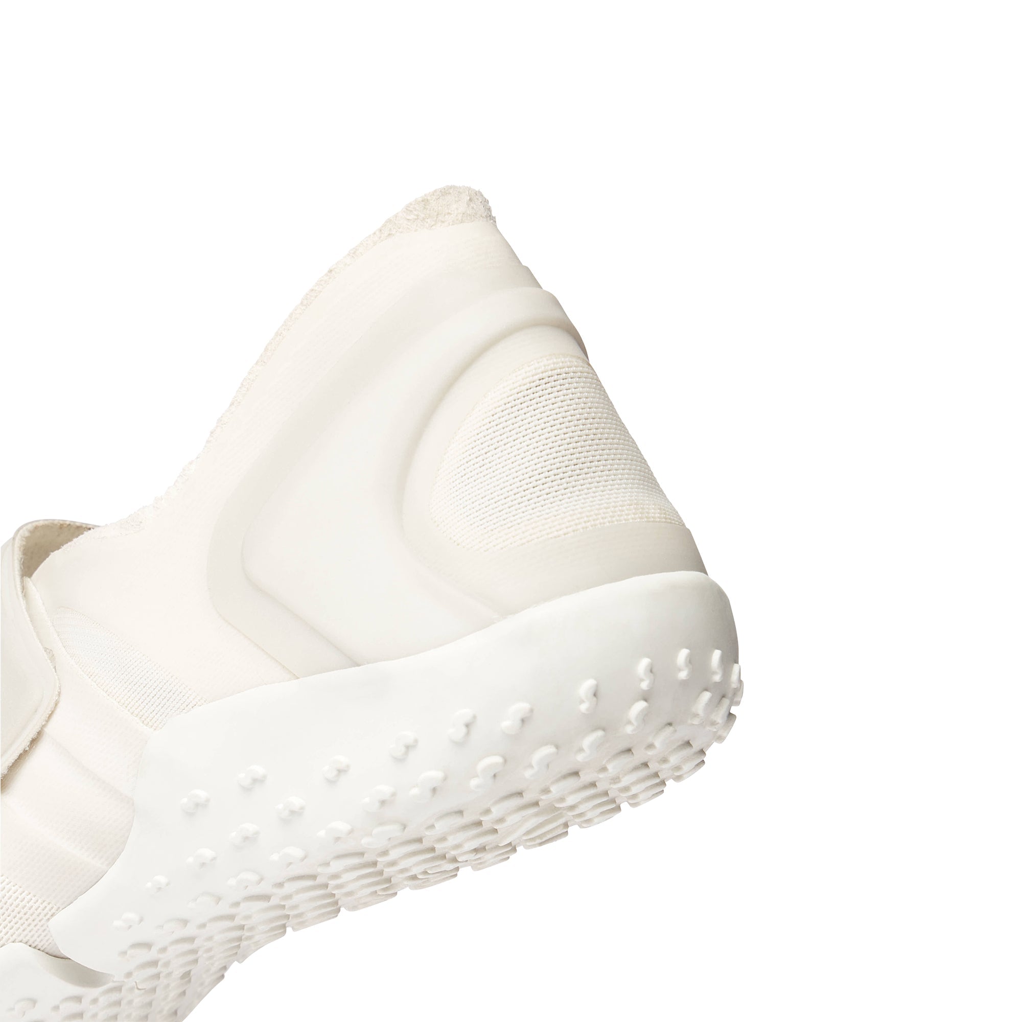 NikeSKIMS FOOTWEAR RIFT MESH | LT BONE/LT BONE-LT OREWOOD BRN ON A MODEL FRONT VIEW | ADDITIONAL FABRIC DETAILS