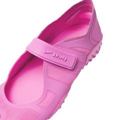 NikeSKIMS FOOTWEAR RIFT MESH | PSYCHIC PINK ON A MODEL 