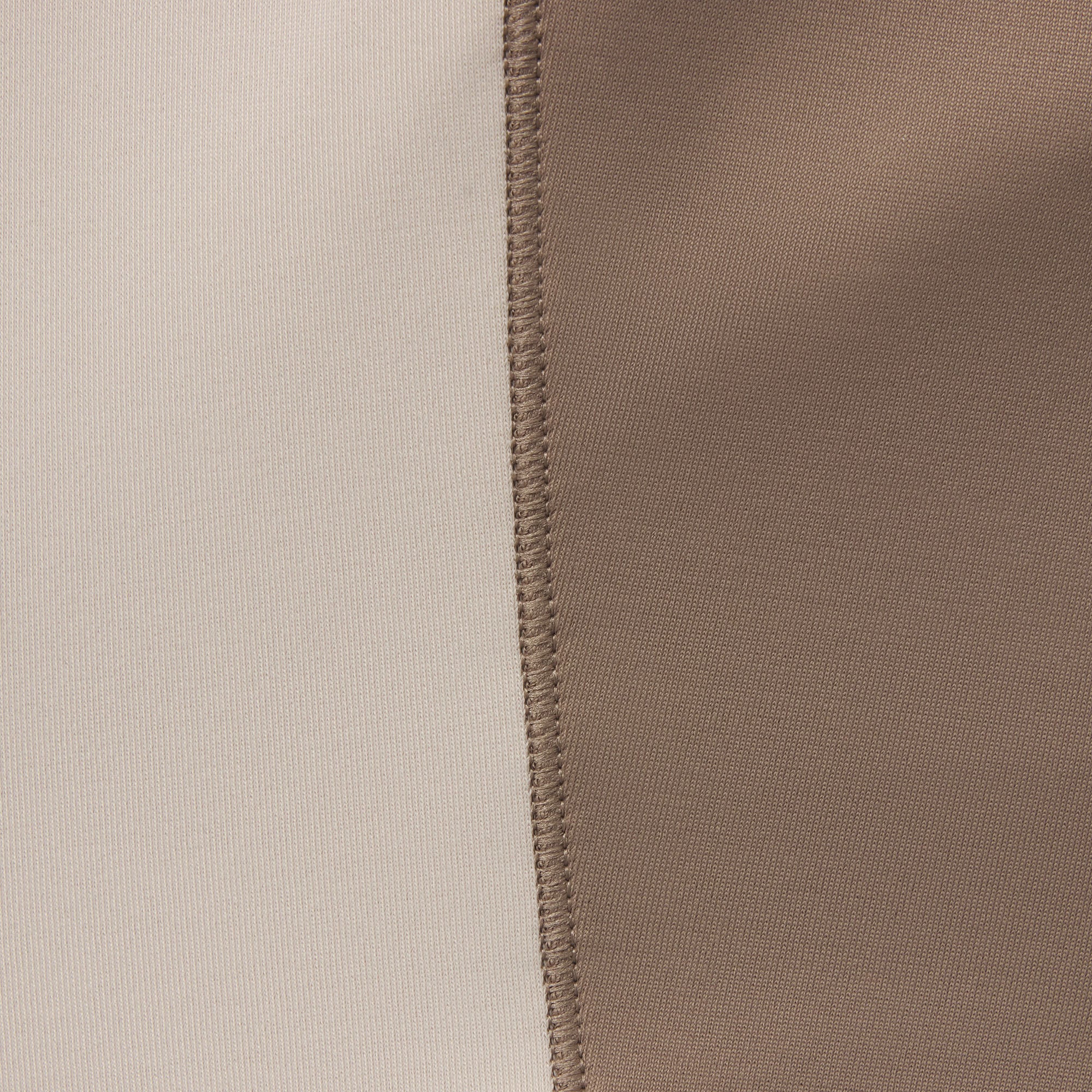 NikeSKIMS SHINE DRAWCORD STIRRUP 26" LEGGING | TRUFFLE AND STONE ADDITIONAL FABRIC DETAILS