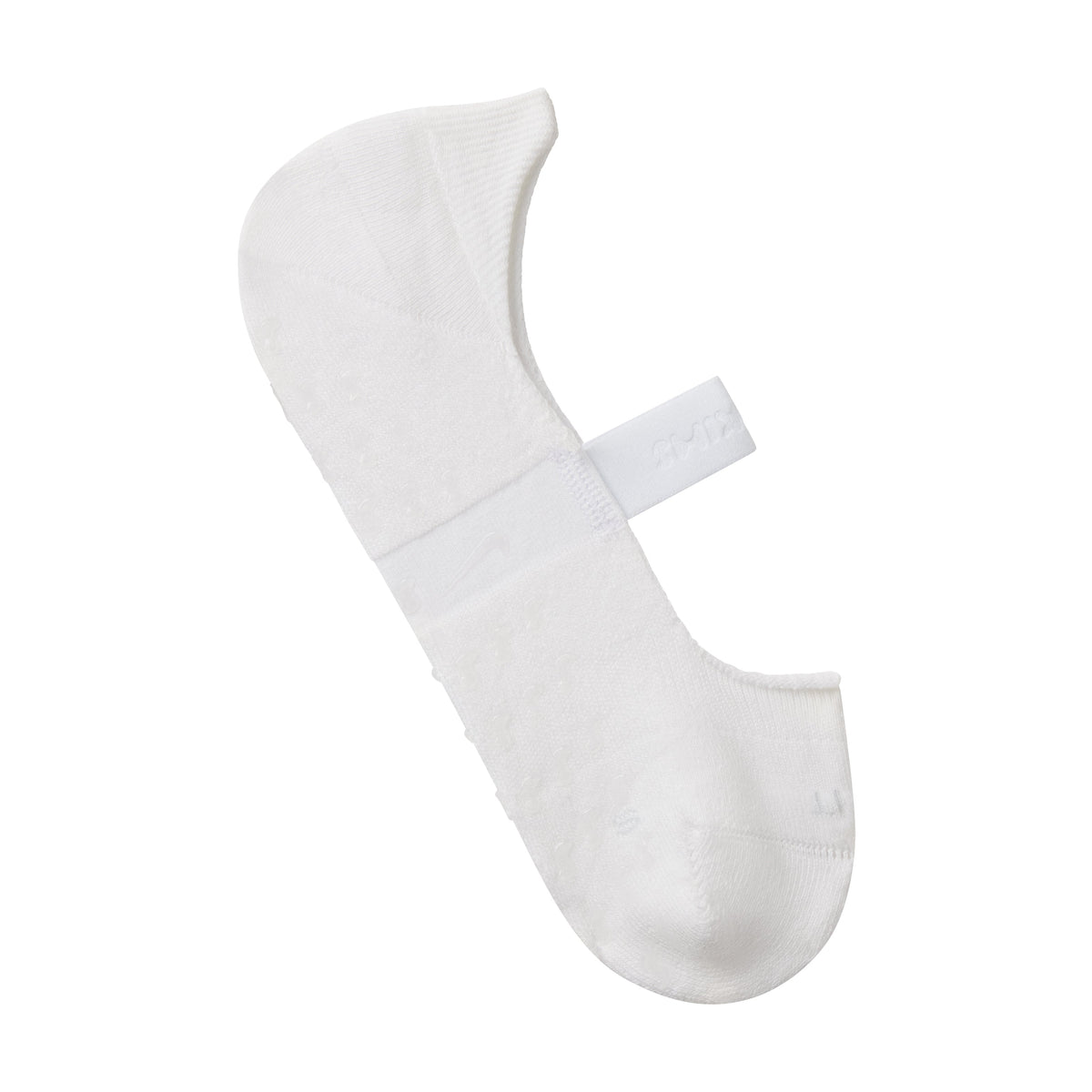 NikeSKIMS ACCESSORIES DRI-FIT™ PILATES CREW SOCK | SNOW & LAYS FLAT ON A WHITE BACKGROUND | FLT