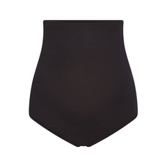 COTTON JERSEY MATERNITY HIGH-WAISTED BRIEF | SOOT FLAT ON A WHITE BACKGROUND | FLT