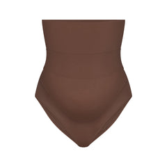 FITS EVERYBODY MATERNITY BANDED HIGH-WAISTED BRIEF | JASPER (BRIEFS, PANTIES) LAYS FLAT ON A WHITE BACKGROUND | FLT