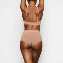 SOFT SMOOTHING BOY SHORT WORN BY A MODEL IN BACK VIEW