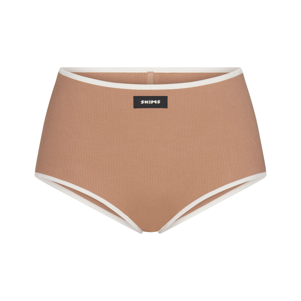 COTTON RIB BOY SHORT | SIENNA CONTRAST FLAT ON A WHITE BACKGROUND | FLT