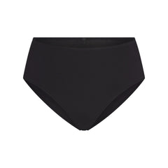 EVERYDAY COTTON BRIEF | ONYX FLAT ON A WHITE BACKGROUND | FLT