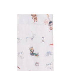 TEXTURED SOCK 3-PACK | SNOW-ESSENTIALS FLAT ON A WHITE BACKGROUND | FLT @ | FOCUS: 0.0, 1.0, 0.9