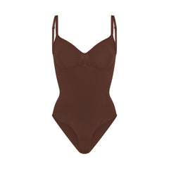 SEAMLESS SCULPT BRIEF BODYSUIT | COCOA (SHAPEWEAR BODYSUITS) LAYS FLAT ON A WHITE BACKGROUND | FLT