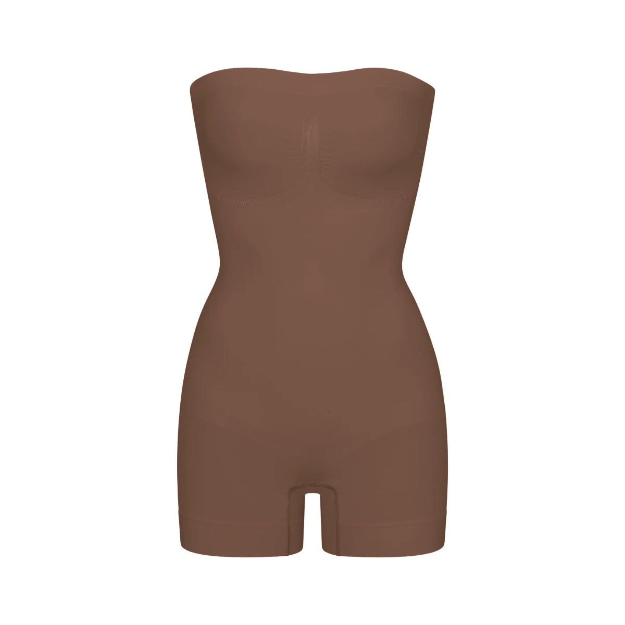 SEAMLESS SCULPT STRAPLESS SHORTIE BODYSUIT | JASPER (SHAPEWEAR BODYSUITS) LAYS FLAT ON A WHITE BACKGROUND | FLT