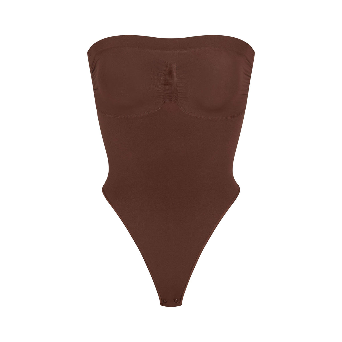 SEAMLESS SCULPT STRAPLESS THONG BODYSUIT | COCOA (SHAPEWEAR BODYSUITS) LAYS FLAT ON A WHITE BACKGROUND | FLT