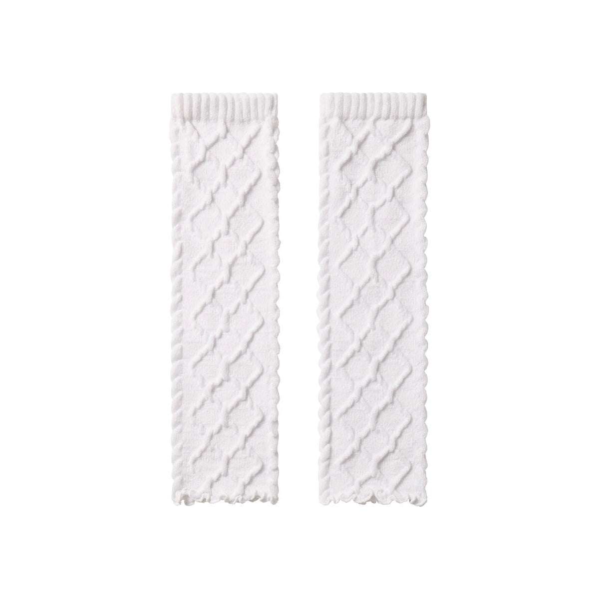 COZY LIGHT CABLEKNIT LEG WARMERS | IVORY FLAT ON A WHITE BACKGROUND | FLT