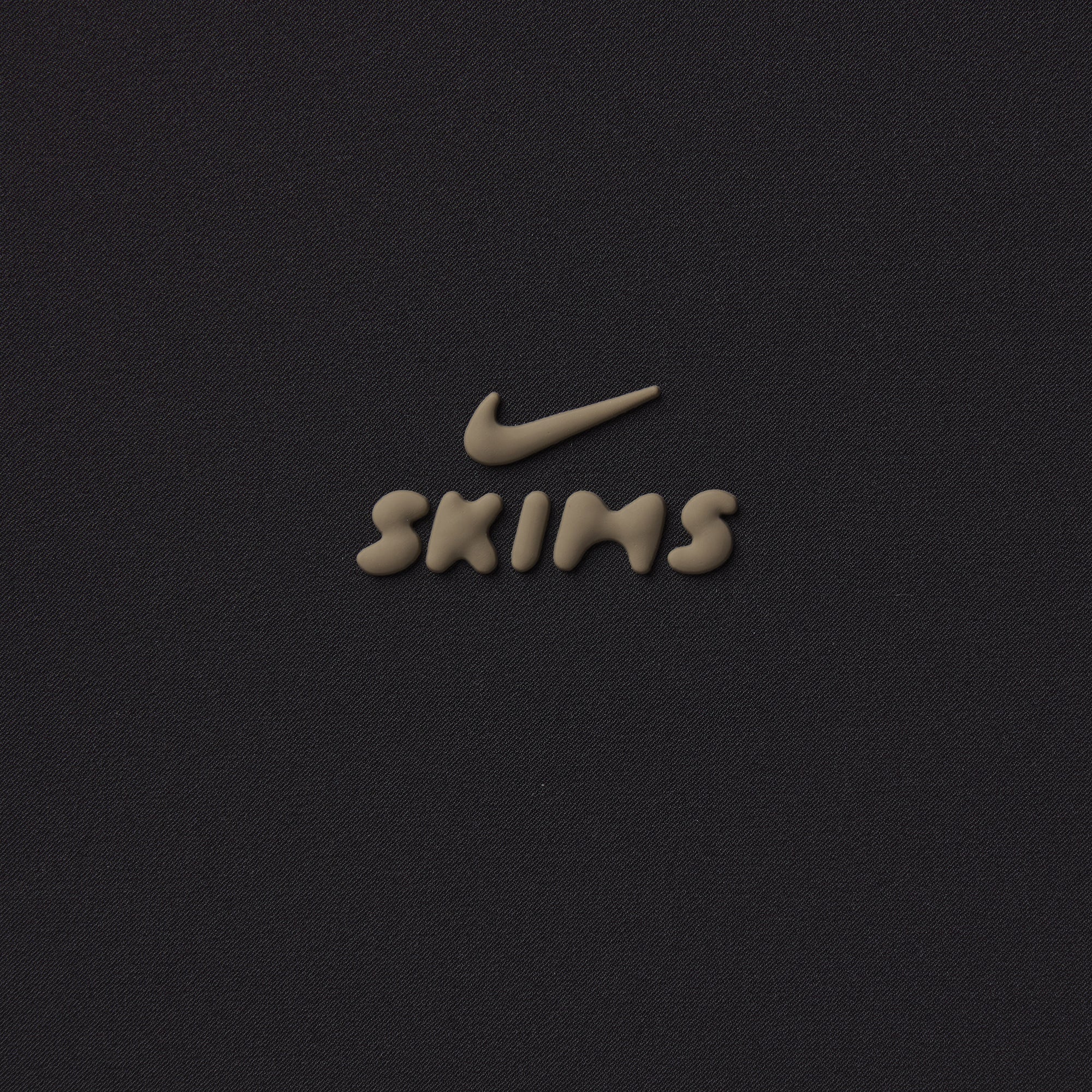 NikeSKIMS STRETCH NYLON OVERSIZED JACKET | OBSIDIAN ADDITIONAL FABRIC DETAILS