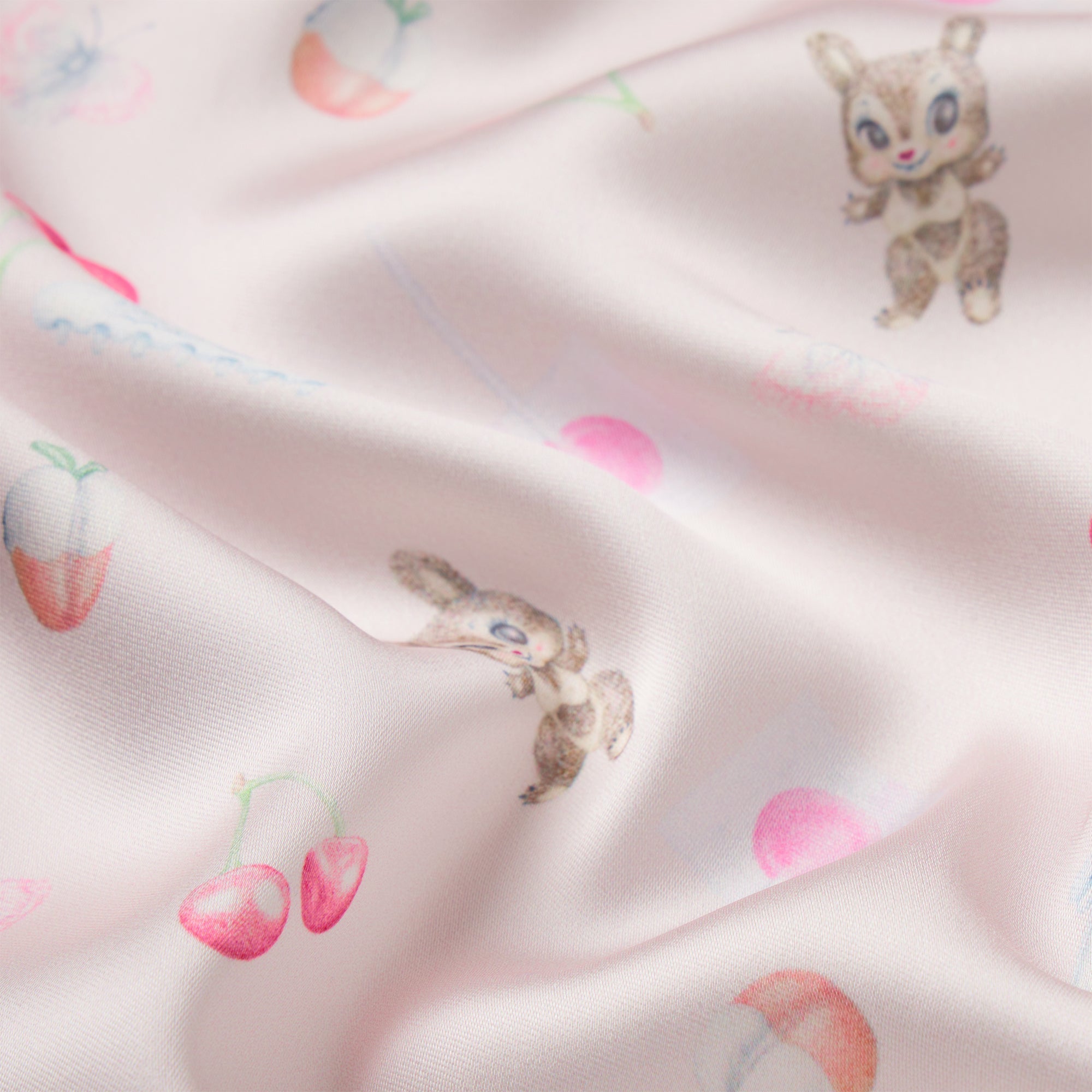 WOVEN SHINE ROBE | BARELY PINK SNACK BAG ADDITIONAL FABRIC DETAILS