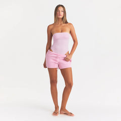 SMOOTH LAYERS STRAPLESS BODYSUIT | PEONY ON A MODEL FRONT VIEW @ | FOCUS: 0.0, 1.0, 0.9