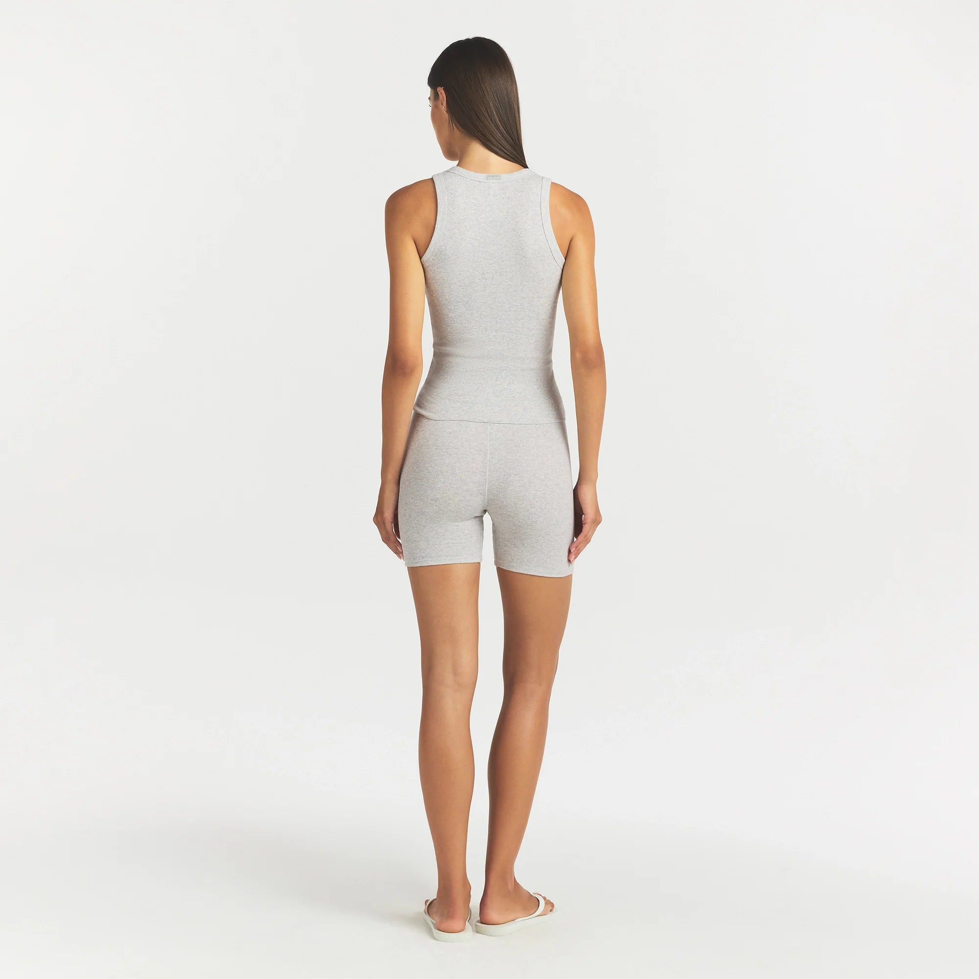 COTTON RIB SCOOP NECK TANK | LIGHT HEATHER GREY ON A MODEL BACK VIEW @ | FOCUS: 0.0, 1.0, 0.9