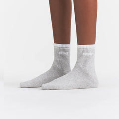 RIBBED QUARTER CREW LOGO SOCK 3-PACK | CURRANT SNOW MULTI ON A MODEL | FOCUS: 0.0, 1.0, 0.9