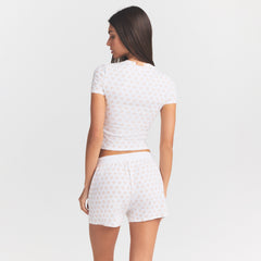 COTTON RIB T-SHIRT | OCHRE HORSESHOE PRINT ON A MODEL SIDE VIEW @ | FOCUS: 0.0, 1.0, 0.9