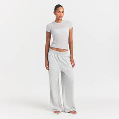 SHEER RIB T-SHIRT | LIGHT HEATHER GREY ON A MODEL FRONT VIEW @ | FOCUS: 0.0, 1.0, 0.9