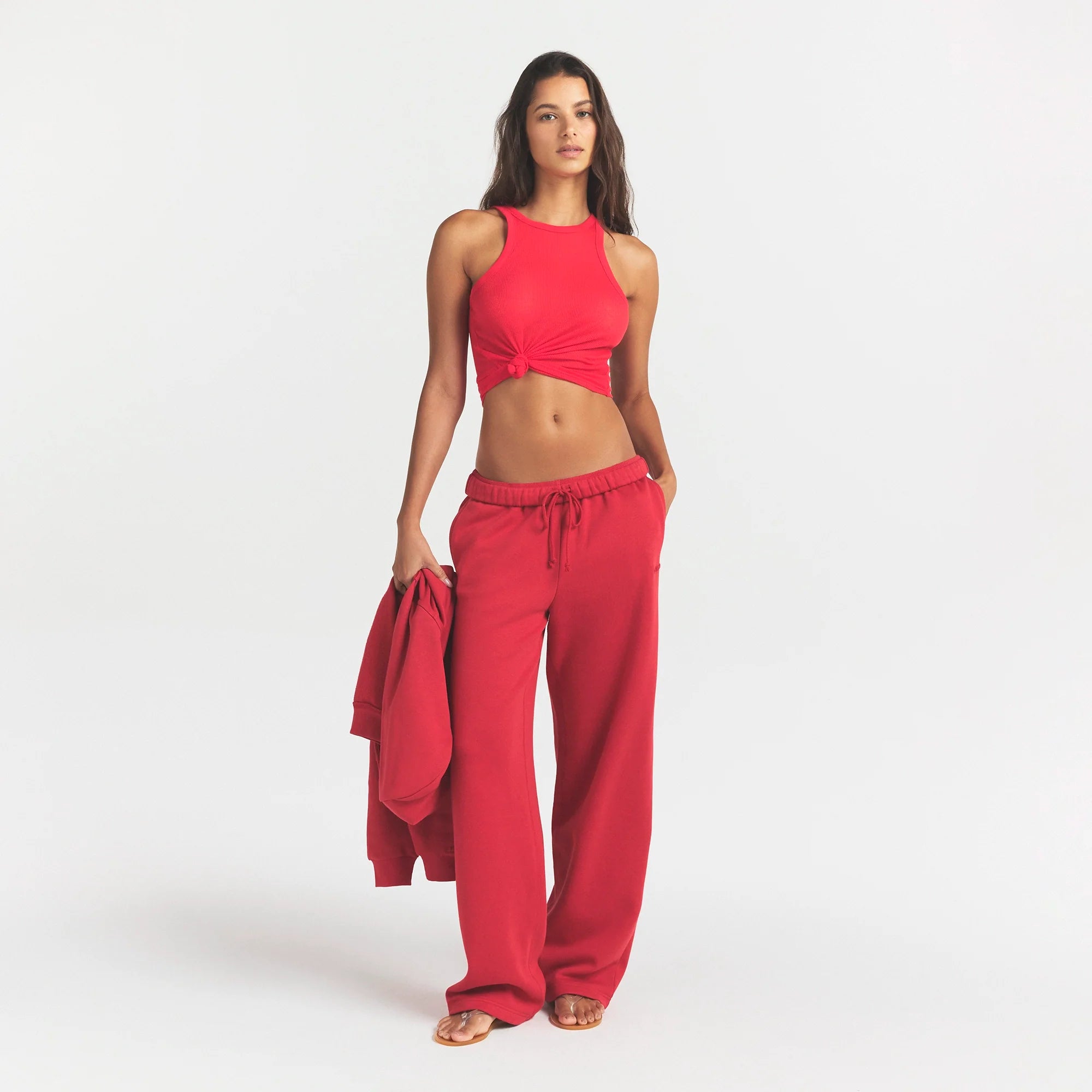 COTTON FLEECE CLASSIC STRAIGHT LEG PANT | WASHED RED ON A MODEL FRONT VIEW @ | FOCUS: 0.0, 1.0, 0.9
