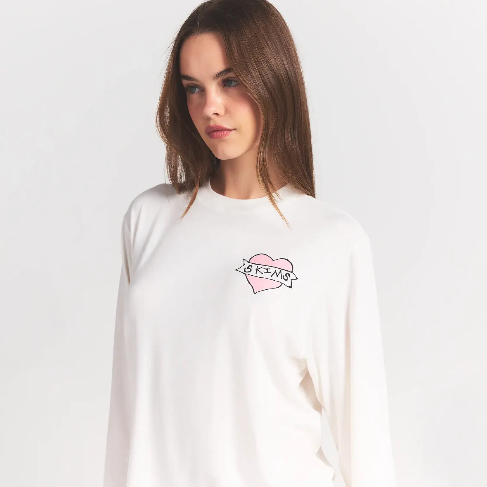BOYFRIEND LONG SLEEVE T-SHIRT AND SHORT BOXER SET | MARBLE HEART BANNER ON A MODEL FRONT VIEW @ | FOCUS: 0.0, 1.0, 0.9