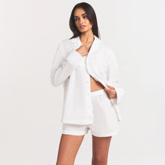 COTTON POPLIN SLEEP LONG SLEEVE AND BOXER SET | SNOW CONTRAST ON A MODEL SIDE VIEW @ | FOCUS: 0.0, 1.0, 0.9