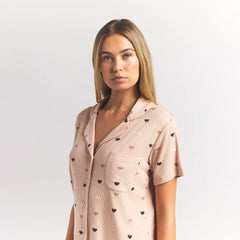 SOFT LOUNGE SHORT SLEEP SET | MICA MINI HEART HALFDROP ON A MODEL FRONT VIEW @ | FOCUS: 0.0, 1.0, 0.9